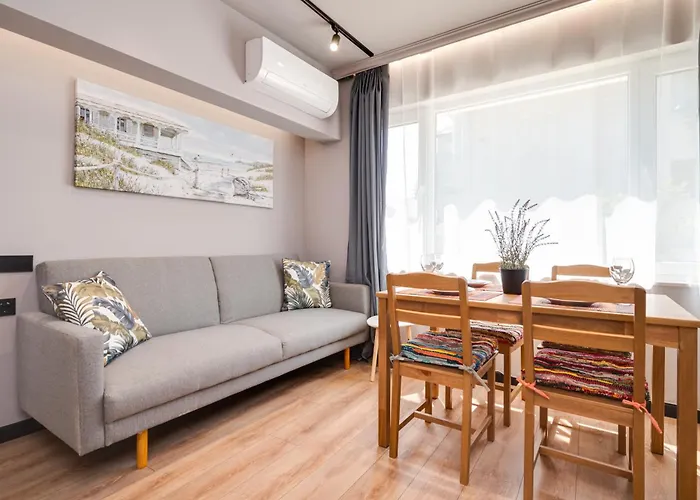 アパート Flats With Style